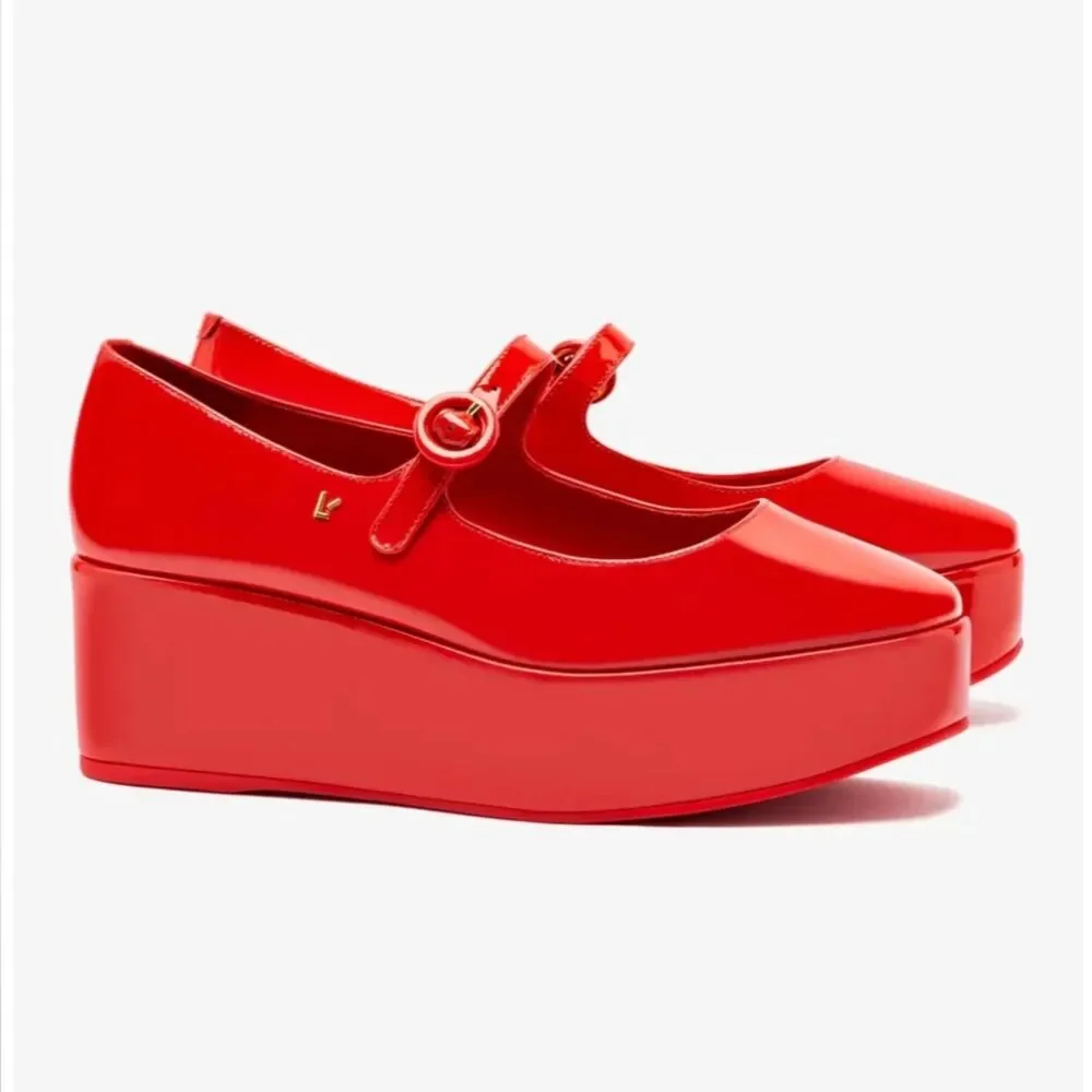 NEW Larroude Blair Flatform Red Patent Leather Platform Mary Janes
